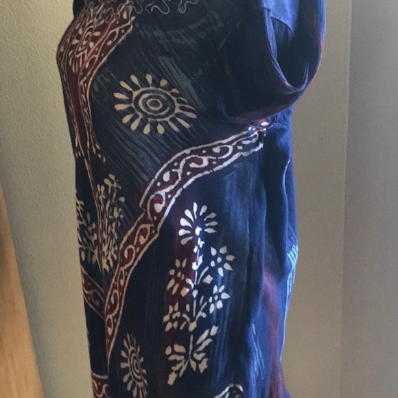 Tunic - Picture 3 of 4